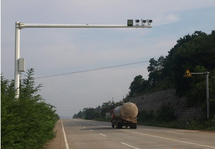 高清車牌抓拍LED補(bǔ)光燈